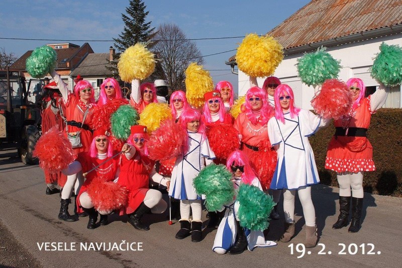 foto/2012 navijačice