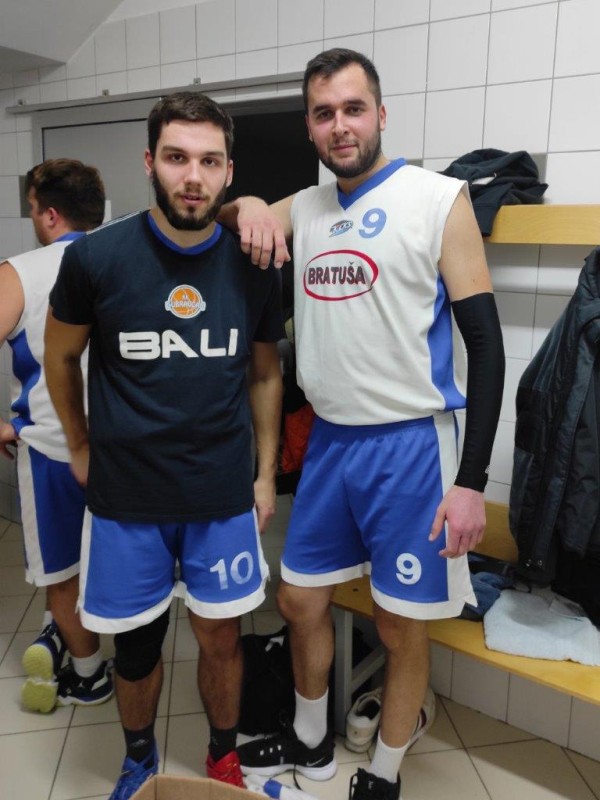 foto/dj1221_-2-_16.12.2021-J3NYSUZ7FX27X6G1LX00