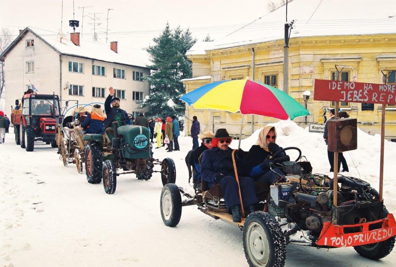 foto/f 1999 01