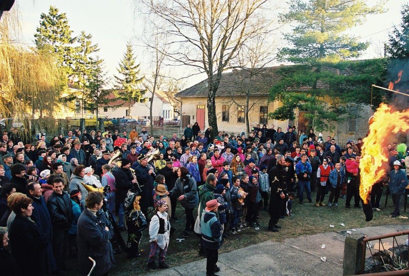 foto/f 2000 06