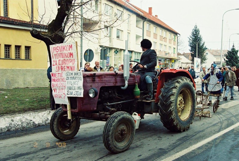 foto/f 2003 05