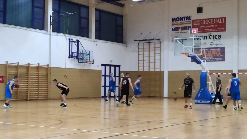 foto/lsg1221_-3-_2.12.2021-1A0WSCA3F5X6DRWZWRJH