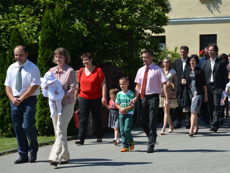 foto/prvapricest062014c